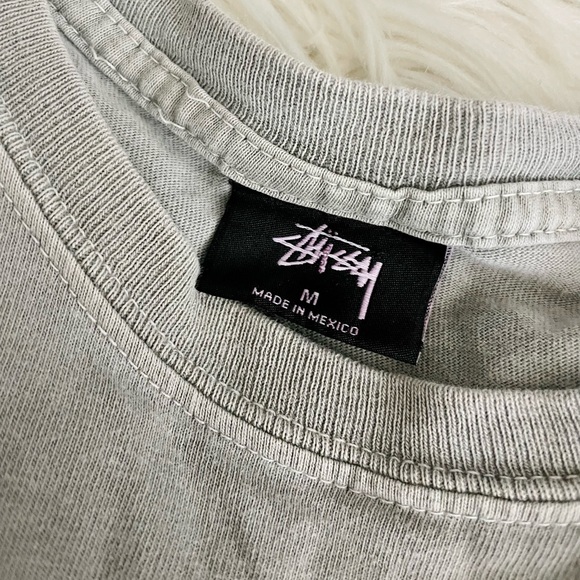 light grey tee from Stussy! 🤍✨ - Picture 4 of 4